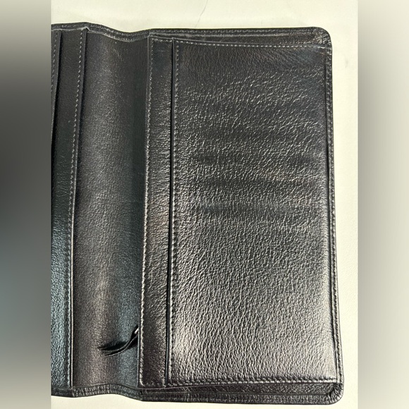 Chanel Goat Skin Camellia Embossed Wallet EUC sku110157 - Picture 13 of 15